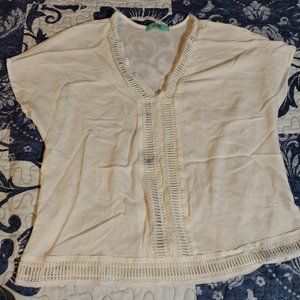 Karlie, x-small, cutout trim blouse